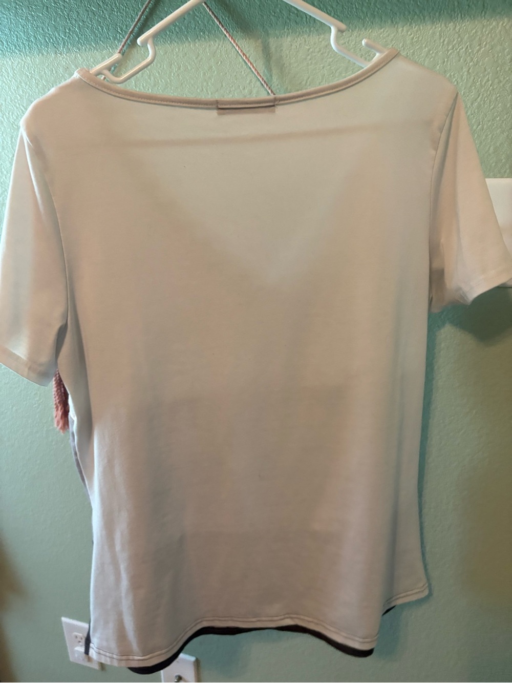 Colorblock V-Neck Short Sleeve Top - Cream Tan Brown - Picture 2 of 3